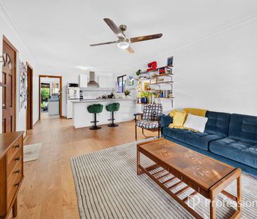 Duplex in Convenient Location! - Photo 2