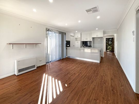 Rosewood Grove Home with a Pool - Photo 1