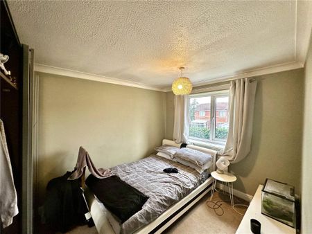 4 bedroom detached house to rent - Photo 4