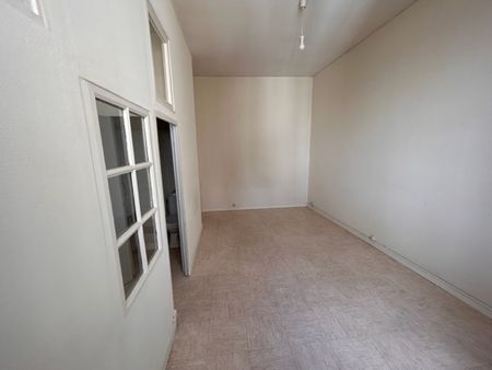 Location Appartement 2 pièces 43m² - Photo 5