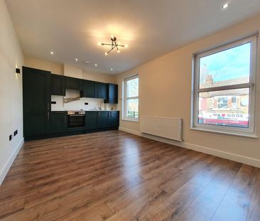 Lordship Lane, London N17 - Photo 3