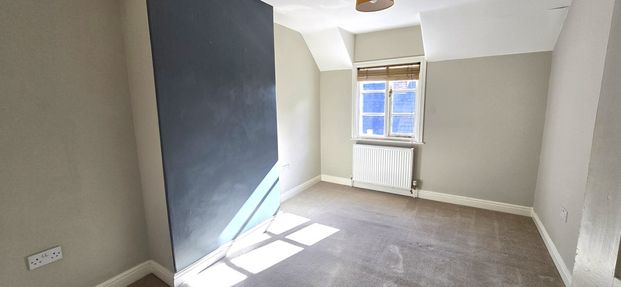 2 bedroom semi-detached to let - Photo 1