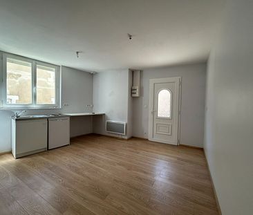 Appartement à louer à Civray - Photo 2