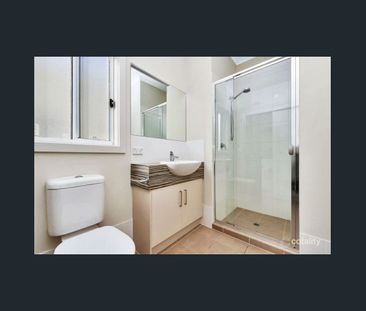 OPEN TO VIEW WEDNESDAY 29th OCTOBER 4.45pm - 5.10pm - Photo 3