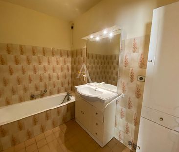 Location Appartement 3 pièces 76m² NICE 06000 - Photo 5