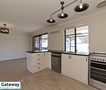 25 Beermullah Way, WAIKIKI WA 6169 - Photo 4