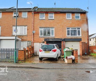 1 bedroom in a house share to rent - Photo 6