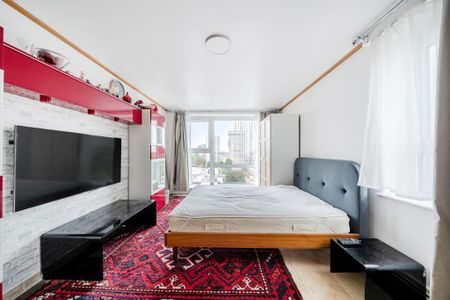 3 bedroom apartment to rent - Photo 2