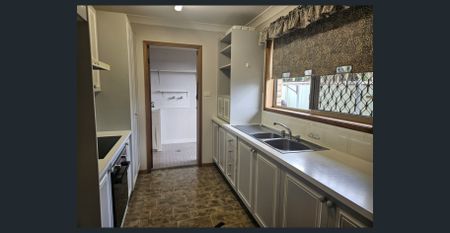 CENTRAL LIVING - WALK EVERYWHERE - Photo 3