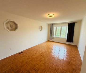 For Lease - 39 Emery Hill Boulevard, Markham, Ontario - Photo 6