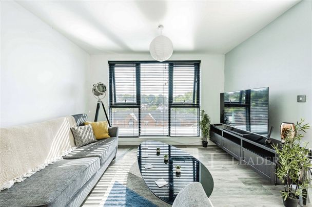 3 bedroom property to rent Prince of Wales Road, Norwich, Norfolk, NR1 - Photo 1