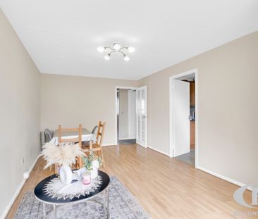 Burket Close, Southall - Photo 3