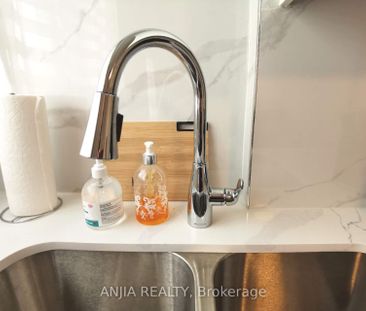 For Lease - 256 Homewood Avenue Unit# unit 1, Toronto, Ontario - Photo 4