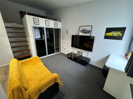 0 Bedroom - Millbrook Road East, Southampton - Photo 2