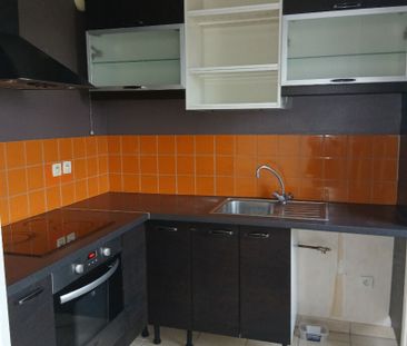 Location Appartement 2 pièces 42m² - Photo 3