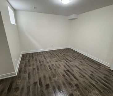 For Lease - 71 Golf Links Drive, Aurora, Ontario - Photo 1