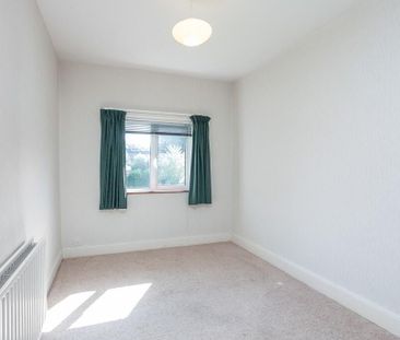 16 Ardmore Park South, BT10, Belfast - Photo 5