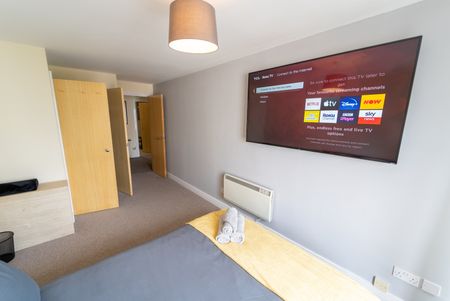 3 Bed Penthouse, The Mailbox, B1 - Photo 3