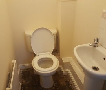 3 Bed Townhouse Edgefield Close Leicester LE5 - Ace Properties - Photo 5