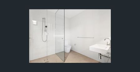 Beautifully Presented Two Bedroom Apartment - Photo 5