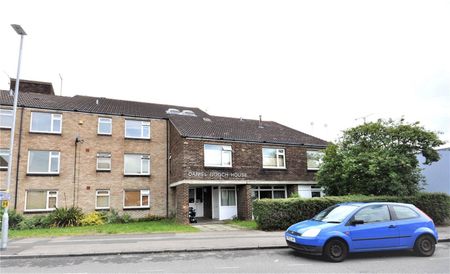Rodbourne Road, Swindon, SN2 - Photo 2