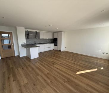 2 bedroom flat to rent - Photo 6