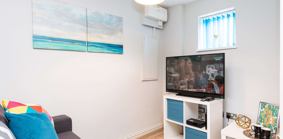 🌟Premium EnSuite Room🌟 Bedroom E - Photo 2