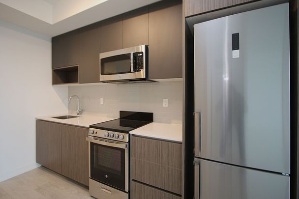 For Lease - 799 The Queensway Way Unit# 417, Toronto, Ontario - Photo 1