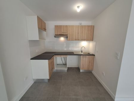 Location Appartement 3 pièces 68m² TOULOUSE 31500 - Photo 5