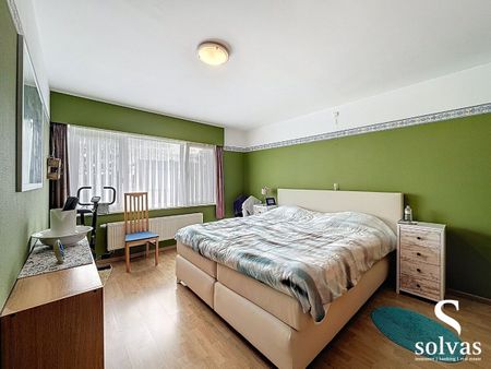 Ruime en lichtrijke woning met prachtig uitzicht op de velden - Photo 3