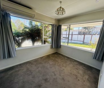 Spacious 3-Bedroom Home – Perfectly Located Near Schools & Shops! P... - Photo 6