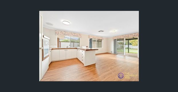 NEAT & TIDY HOME WITH LARGE ENTERTAINING AREA - Photo 1