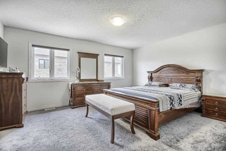 For Lease - 3362 Post Road, Oakville, Ontario - Photo 4