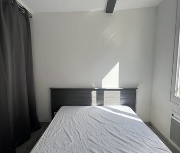 Location Appartement 1 pièce 24m² NIORT 79000 - Photo 2