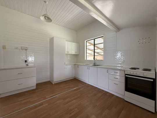 Two bedroom home in Wardell - Photo 1