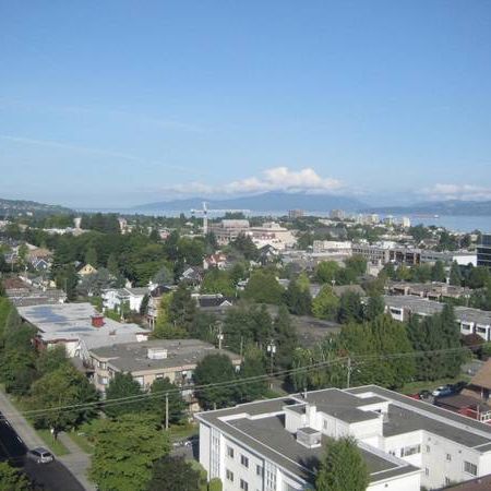 Top floor 1BR and den in concrete hirise in South Granville - Photo 2