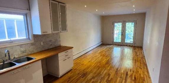 Appartement a Louer 4 1/2 (Montreal) - Photo 2