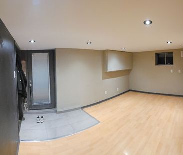 For Lease - 1 Columbine Avenue Unit# Lower, Toronto, Ontario - Photo 2