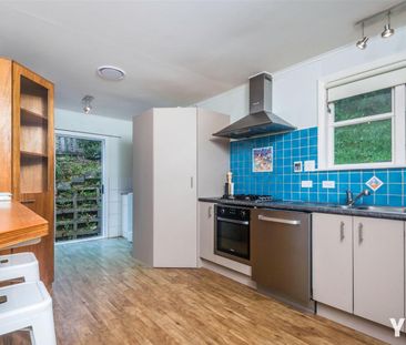 41 Chesterton Street, Johnsonville - Photo 3