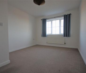 3 bedroom detached house to rent - Photo 4