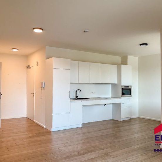 Appartement te huur - Photo 1