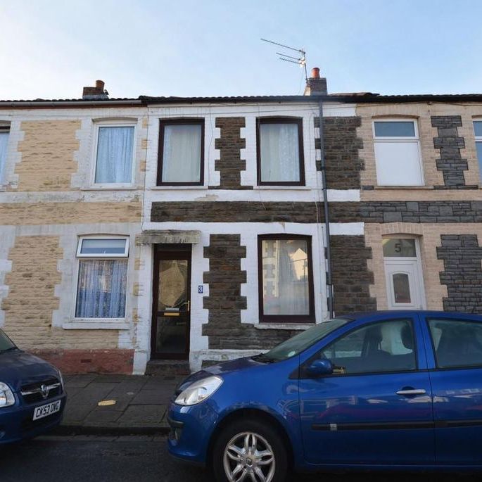 3 bedroom terraced house to rent - Photo 2
