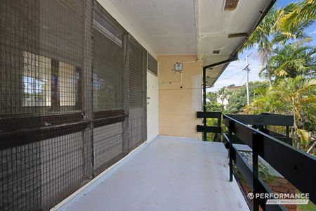 4/116 Mitchell Street, North Ward QLD 4810 - House For Rent | Domain - Photo 3
