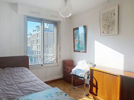 Appartement à louer - REIMS BD DE LA PAIX - Photo 2