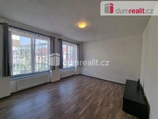 pronájem bytu 1kk v Rezident Street v Kolíně - Photo 1