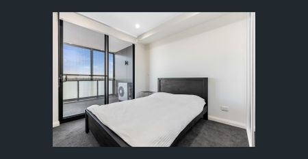 Modern One Bedroom Unit - Photo 2