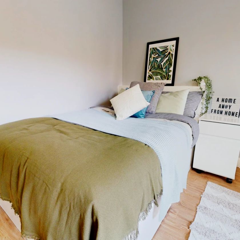 Platinum Studio - Photo 1