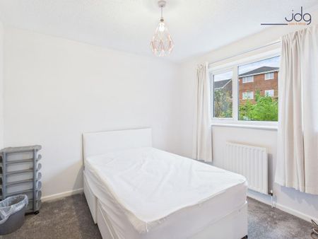 3 bedroom detached house to rent - Photo 4