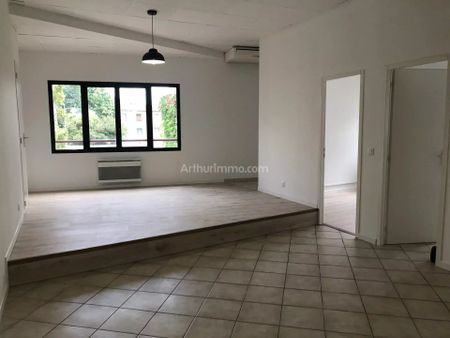 Location Appartement 4 pièces 82 m2 à Aubagne - Photo 4