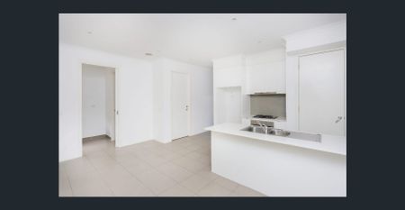 Modern Townhouse With Exceptional Lifestyle Conveniences - Photo 5